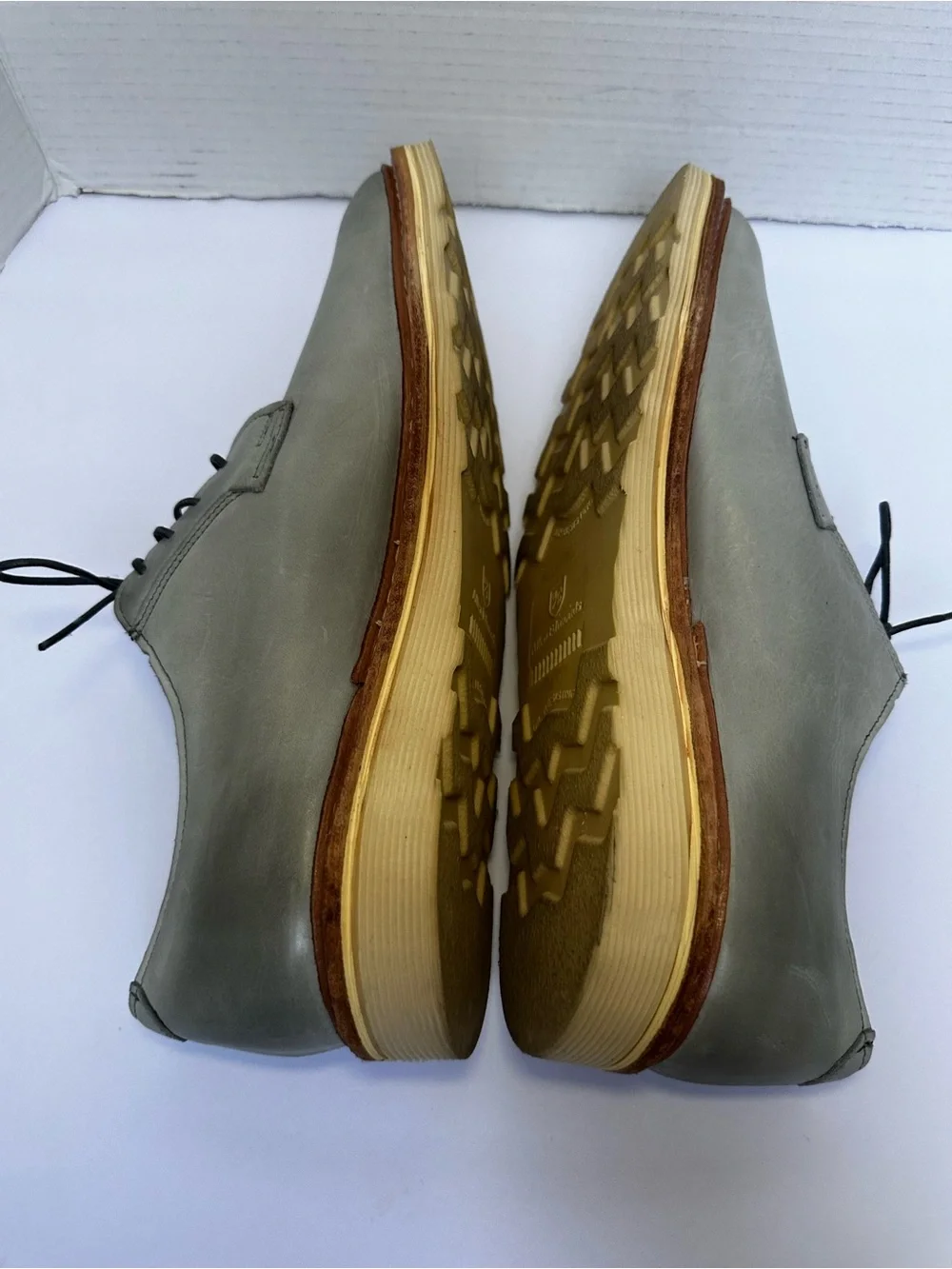 Allen Edmonds Men’s Gray Cove Drive Almond Toe Leather Lace Up Shoes- Size 11